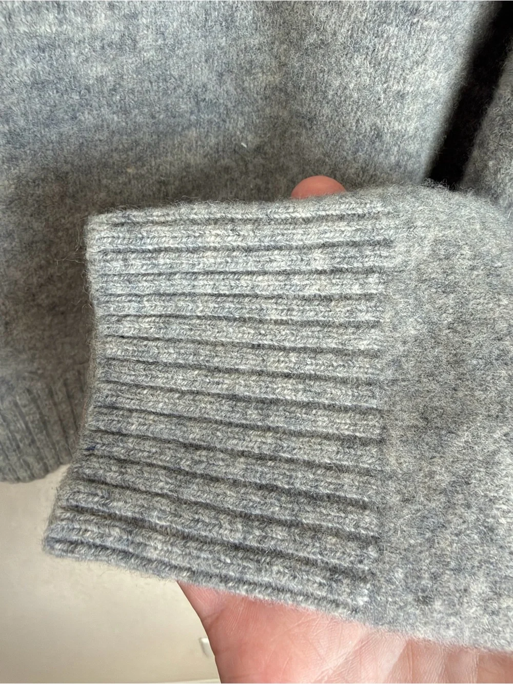 Uniqlo premium lambswool